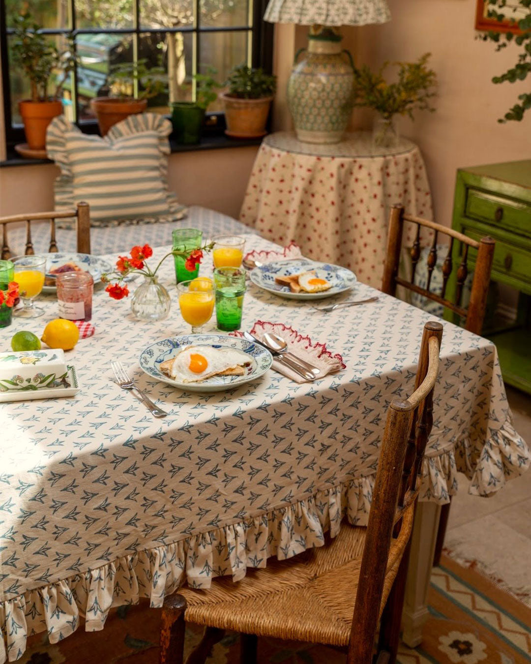 Petrol Papaya Ruffle Tablecloth